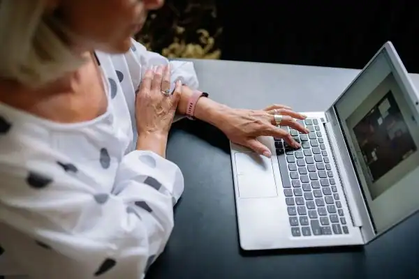 Image of woman attending online mediation Gloucestershire services from Barker Mediation
